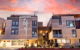 City24 Condo Hotel Little Italy Mission Hills